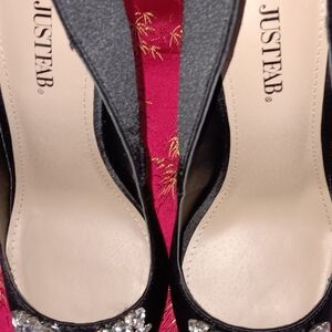 JustFab Elegant Black Heels with Glittering Details